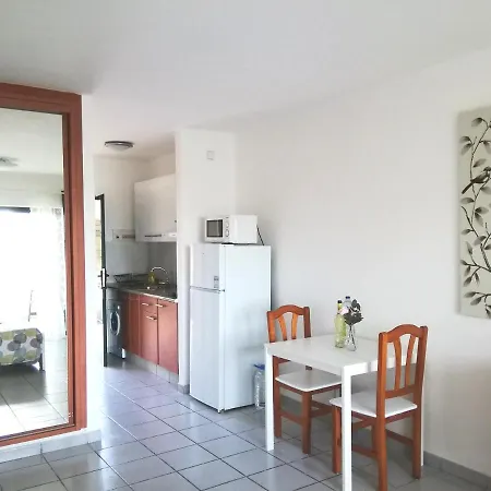 Playa Roca Cosy Studio - Seafront Pool Complex * Costa Teguise