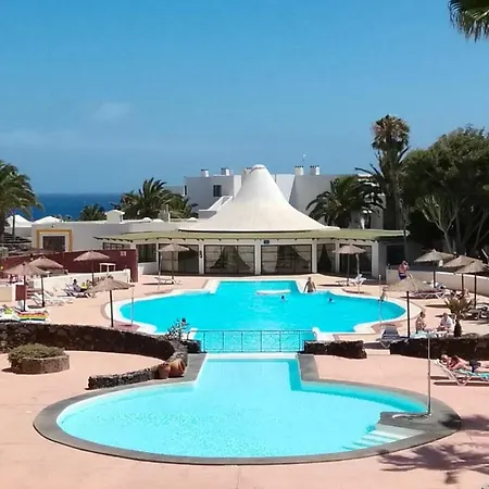 アパート Playa Roca Cosy - Seafront Pool Complex *